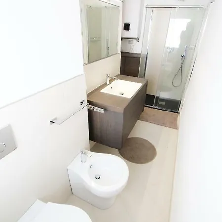 Apartament Hostdomus - Tech